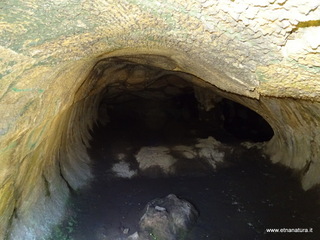 Grotta Micio Conti